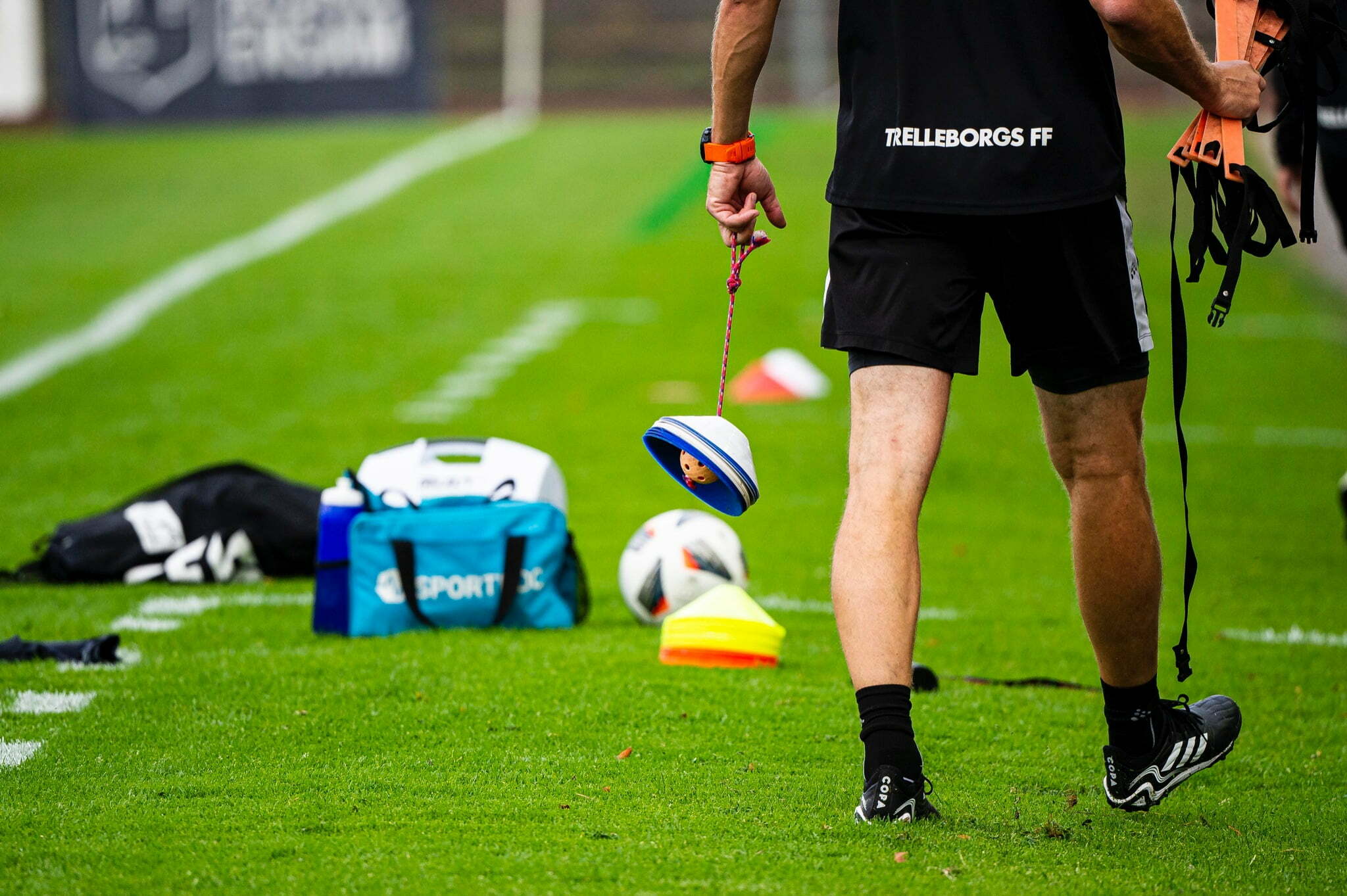 träningsredskap gräs